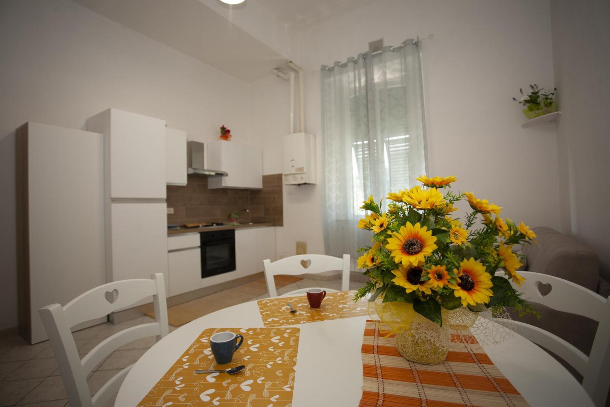 Apartamento Casa Dea Livorno Exterior foto